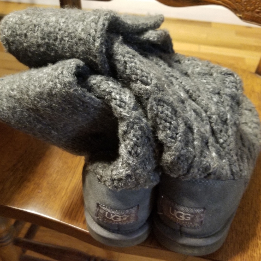 Gray ugg sweater boots size 9 $40